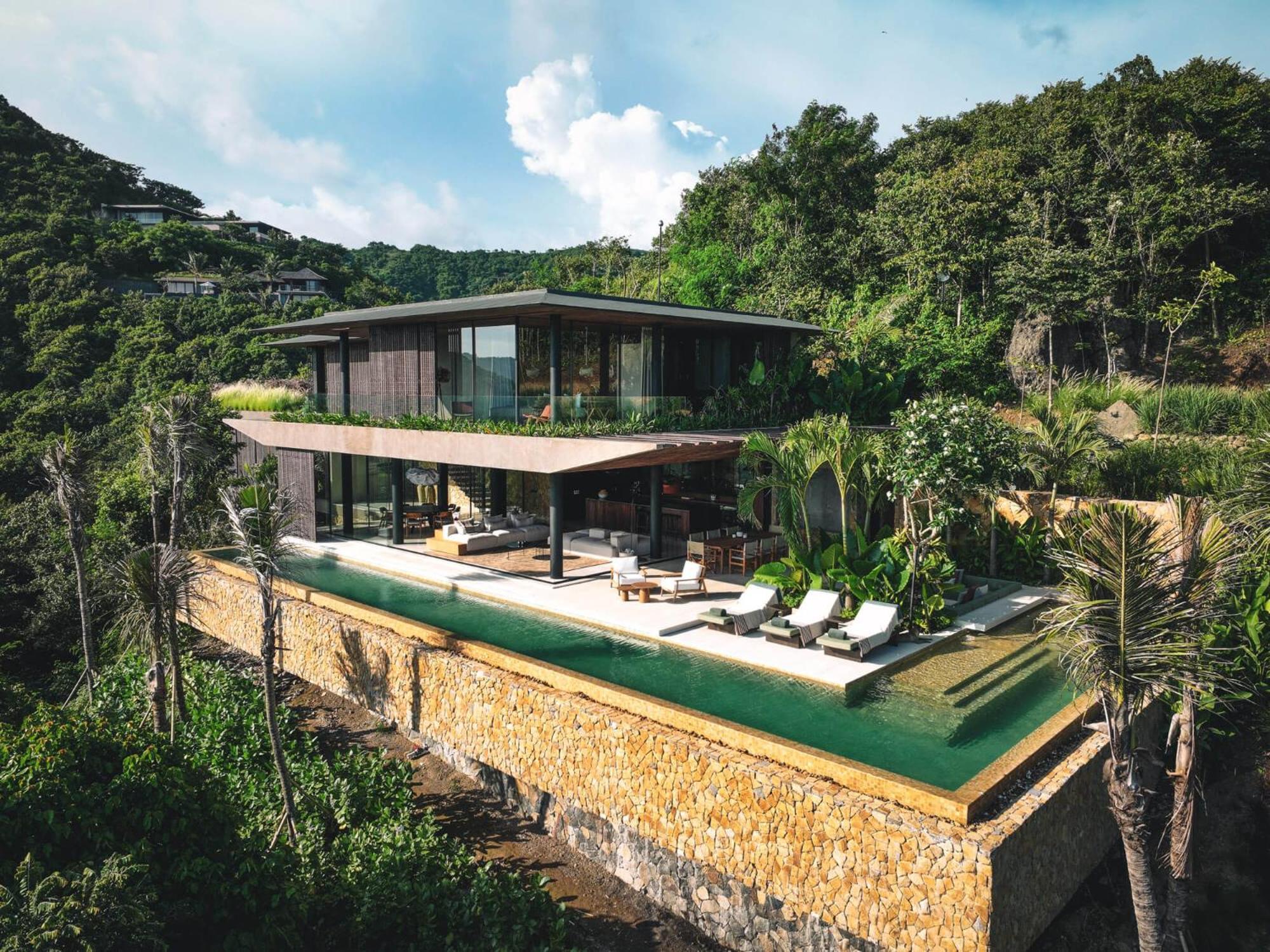 Tampah Hills Hotel Selong Belanak Exterior photo