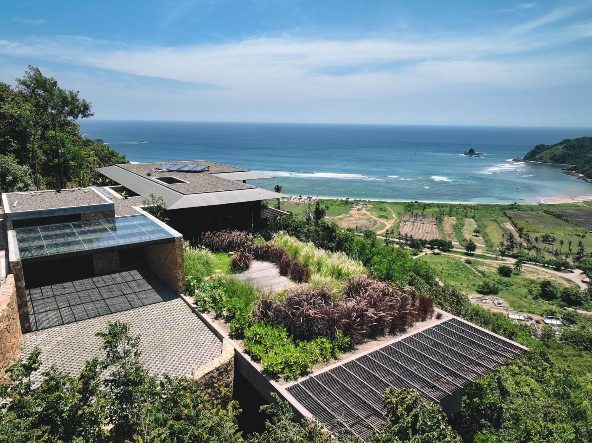 Tampah Hills Hotel Selong Belanak Exterior photo