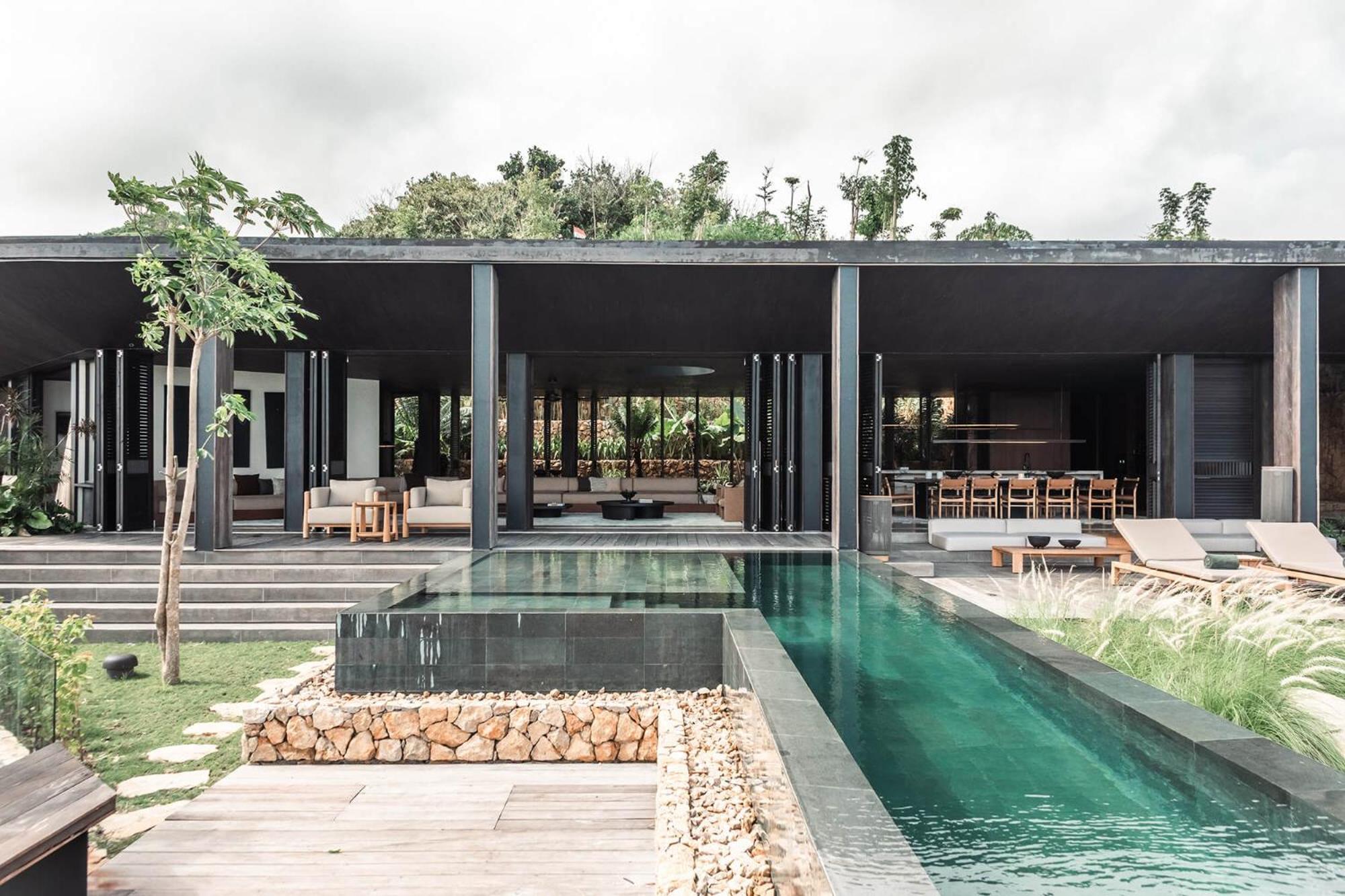 Tampah Hills Hotel Selong Belanak Exterior photo